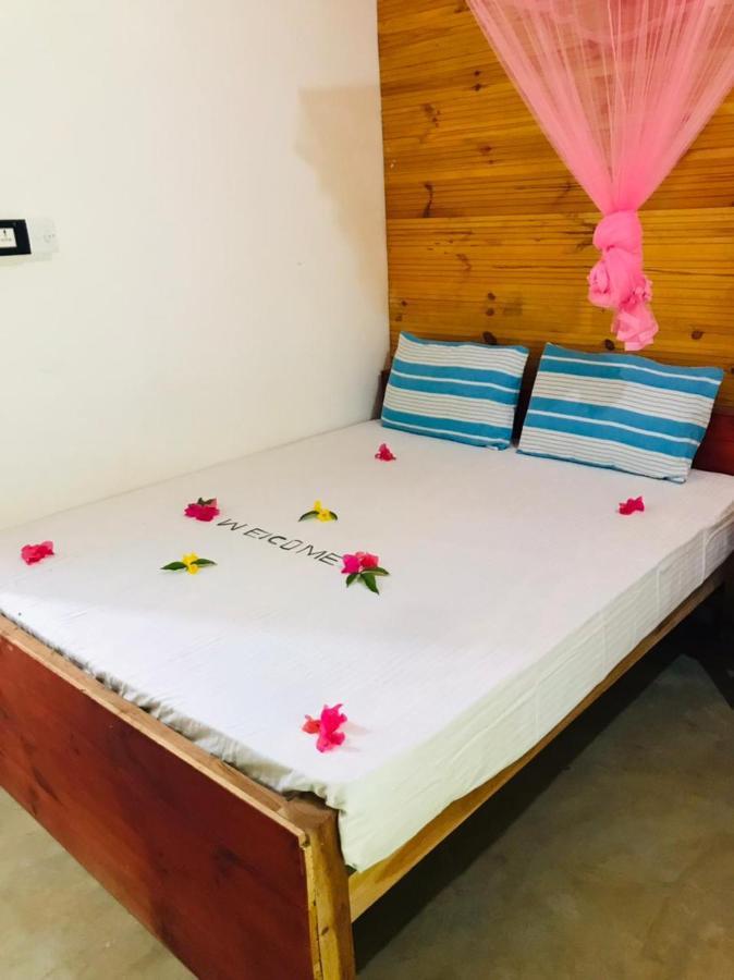 Walkers Hostel Trincomalee Dış mekan fotoğraf