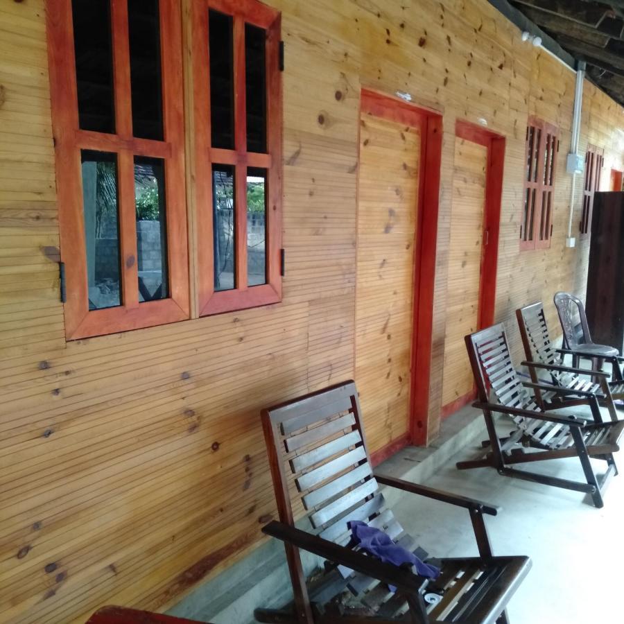 Walkers Hostel Trincomalee Dış mekan fotoğraf