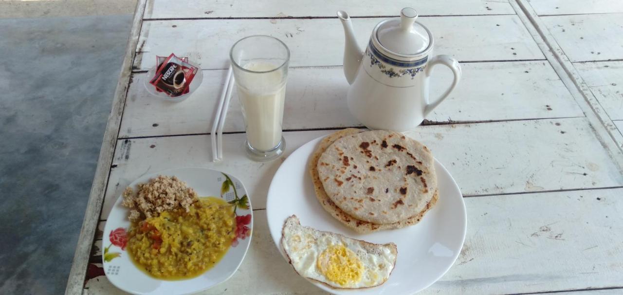 Walkers Hostel Trincomalee Dış mekan fotoğraf
