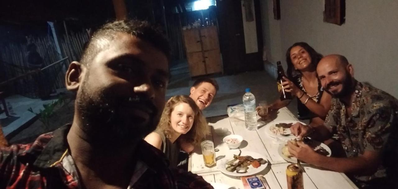 Walkers Hostel Trincomalee Dış mekan fotoğraf